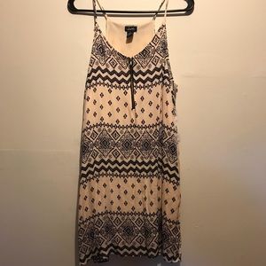 Justify size medium printed dress